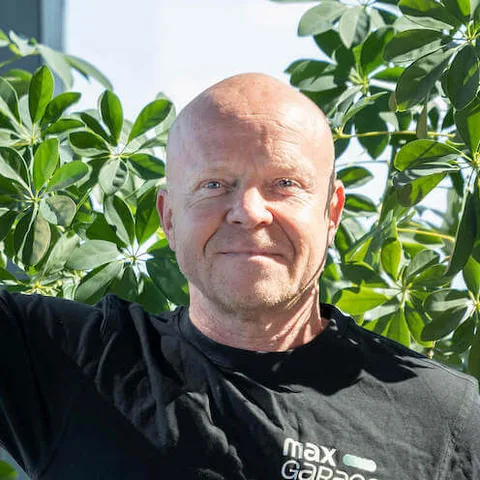 Ole Larsen · Udlejningschef Ole Larsen, Udlejningschef